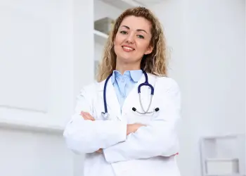 Dr . Maria